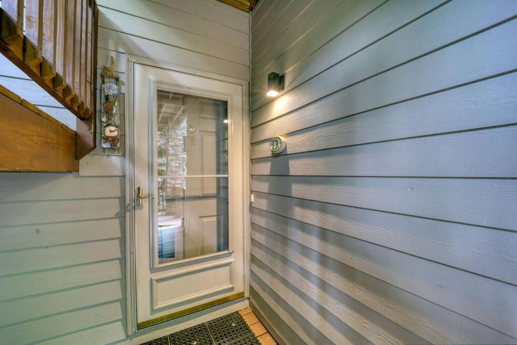 Bucket List Views Sugar Mountain Private Condo - 2Bed, 2Bath, Sleeps 6, Panoramic Views Of Mountains From Large Deck, Short Drive To Shopping, Restaurants, Cafes & Banner Elk Town Exterior foto